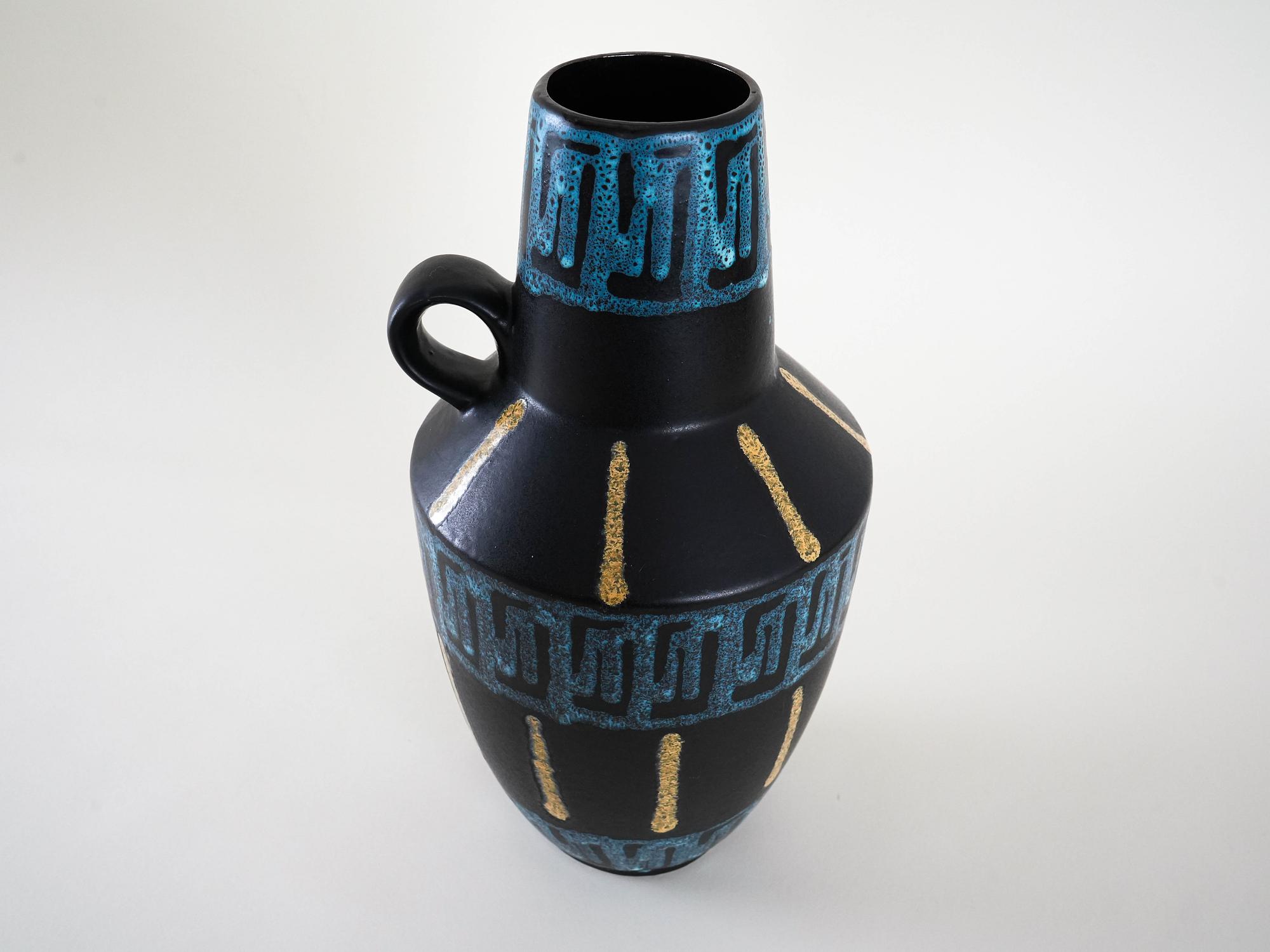 Ceramic vase Blue 4