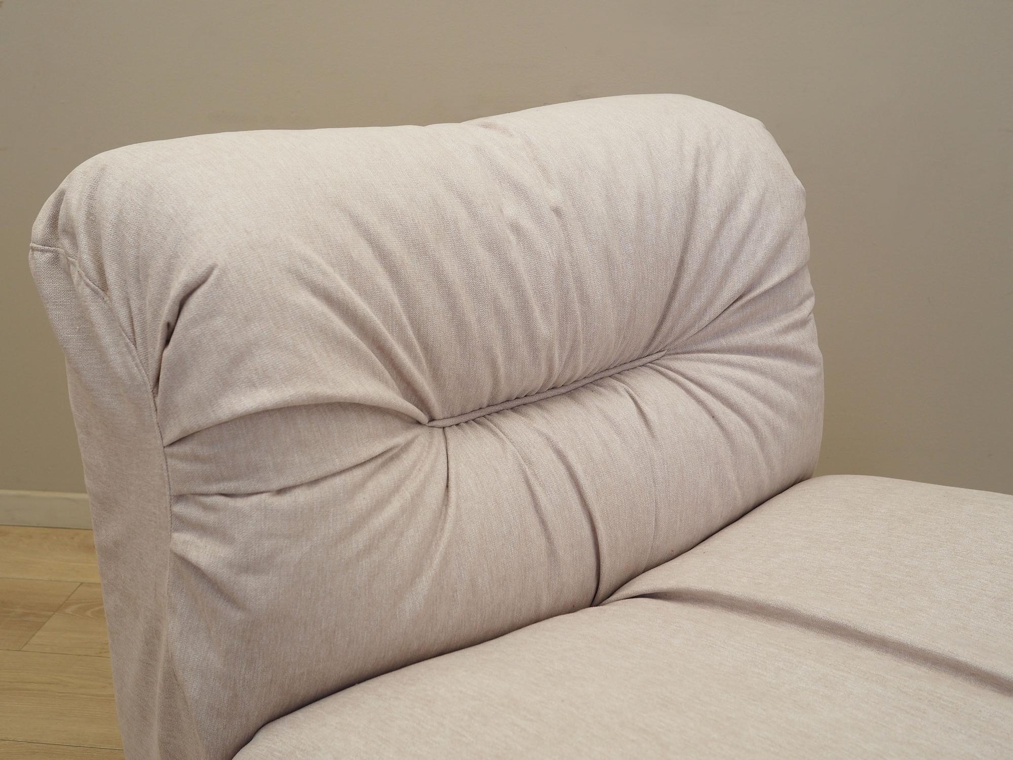 Beige armchair, Italian design, 1970s, Production: Italy 9