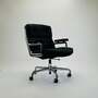 ES 104 Eames Lobby Chair Leder Schwarz 1