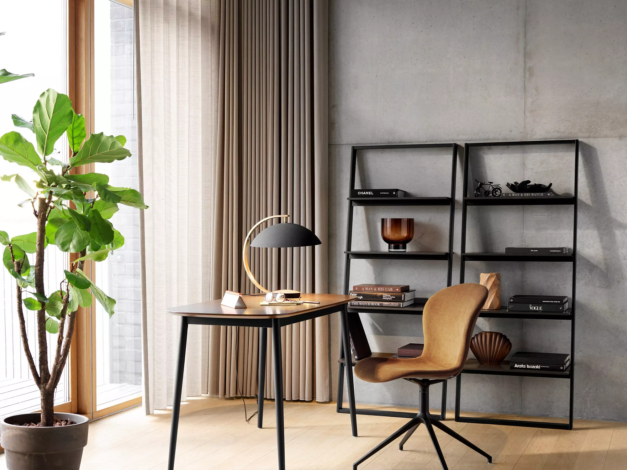 Bordeaux Wandsystem Mattschwarzer Aschgrauer Lack 4