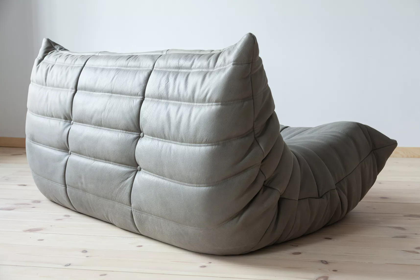 Togo Lounge Set 2-pc. Madras Leather Ash Grey 5