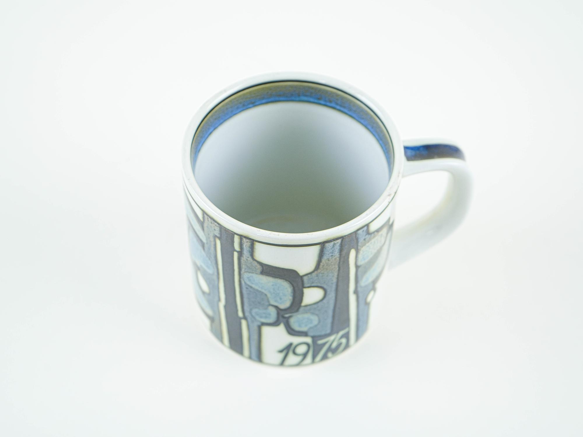 Ceramic cup 1970s Bodil Buch Royal Copenhagen 6