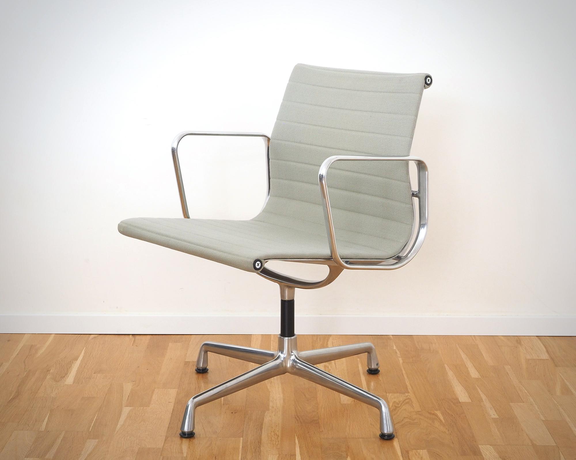 Eames EA 108 Aluminium Chair Drehbar Hopsack Grau 0