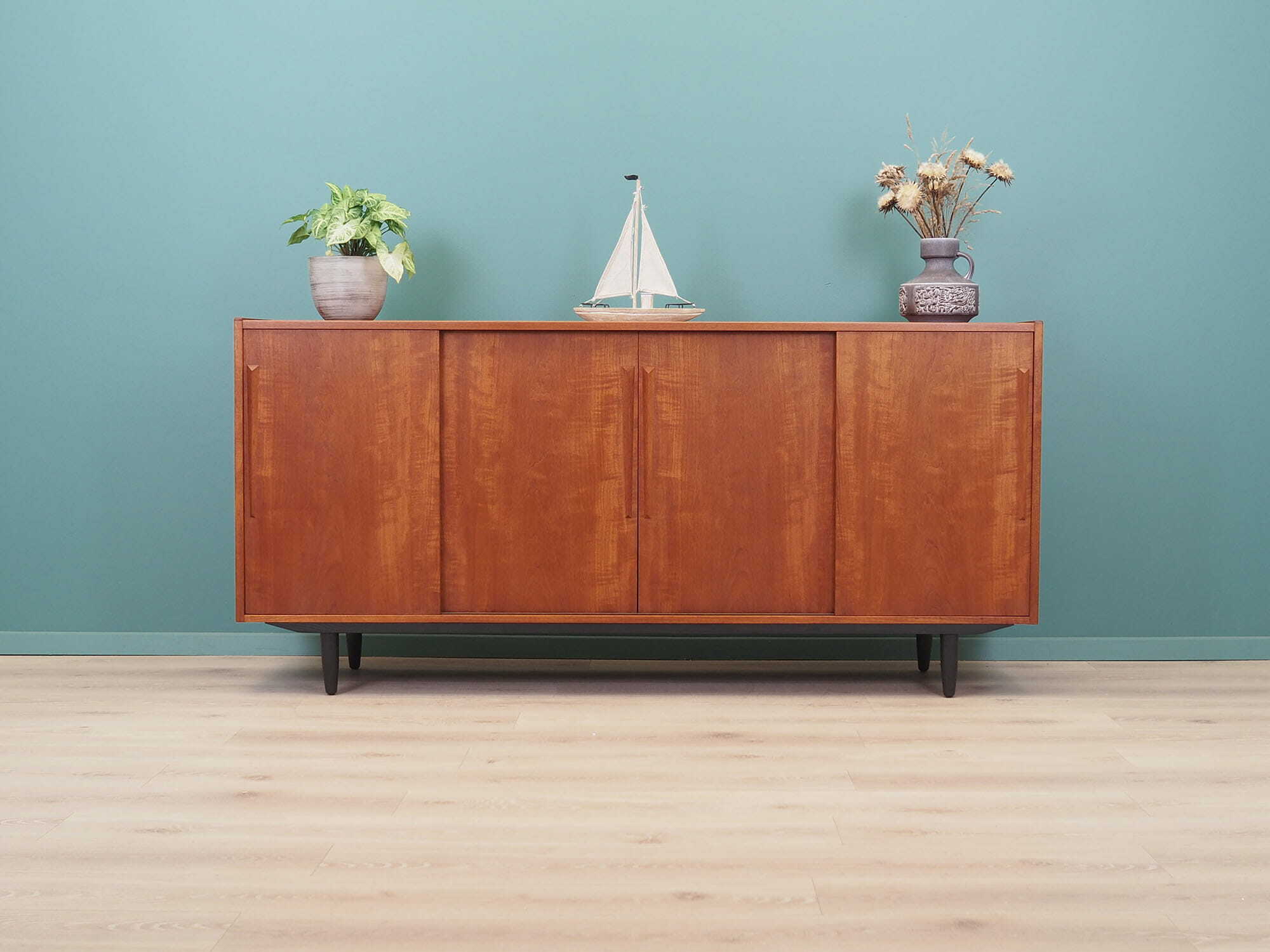 Vintage Sideboard Teakholz Braun 1960er Jahre 1