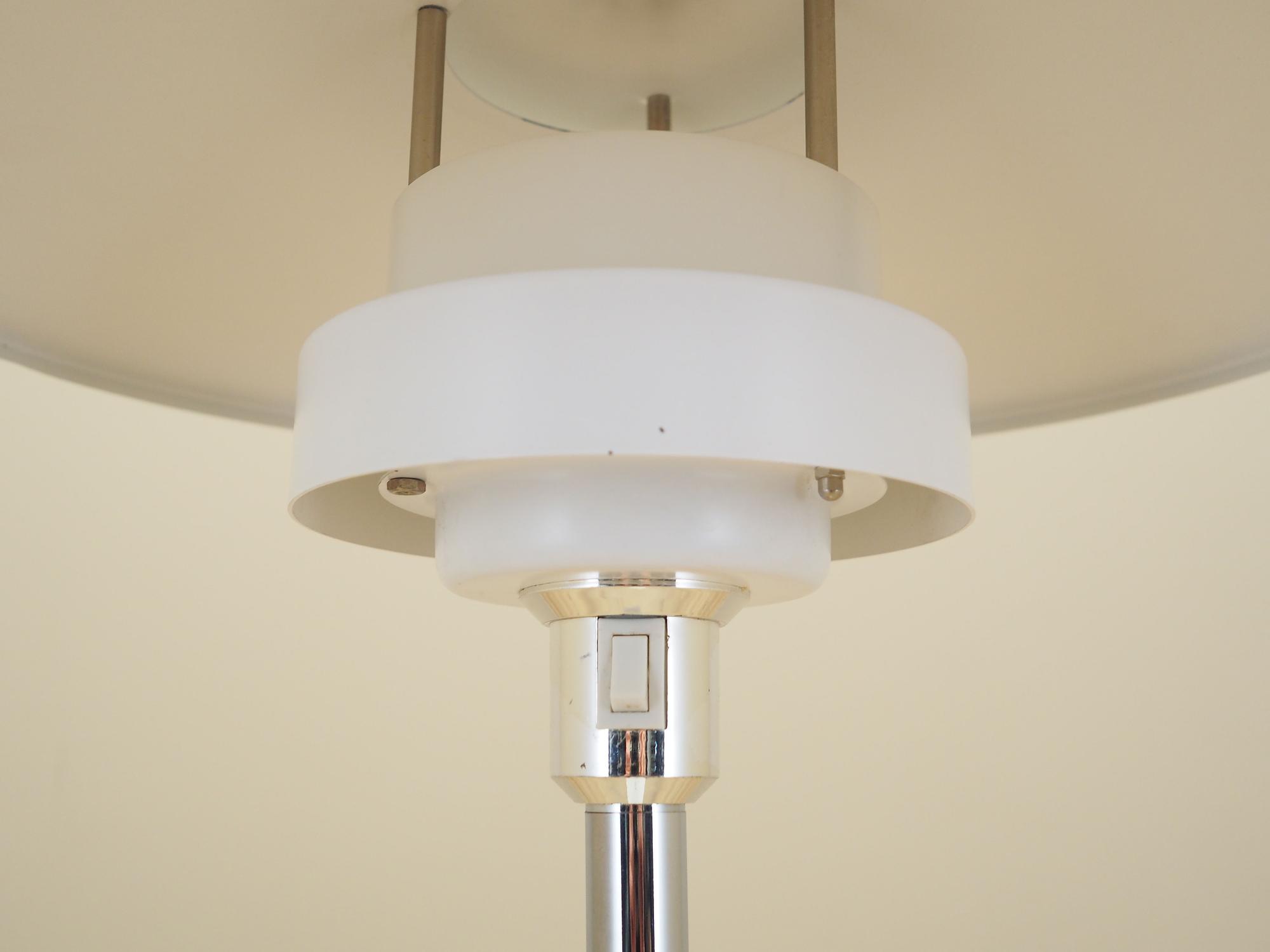 Stehlampe Metall Weiß 1970er Jahre 10