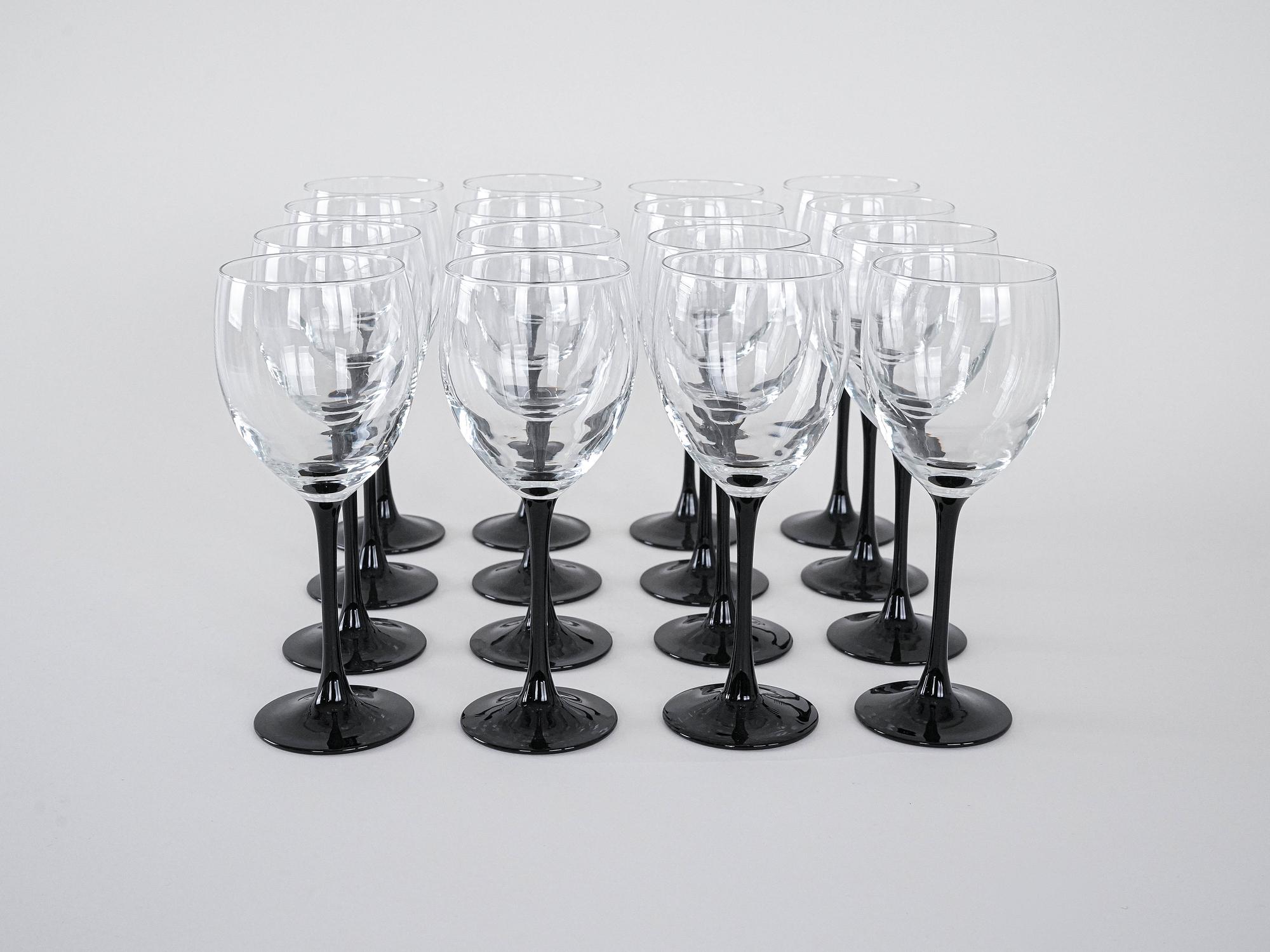Wine glasses 16x Black 3