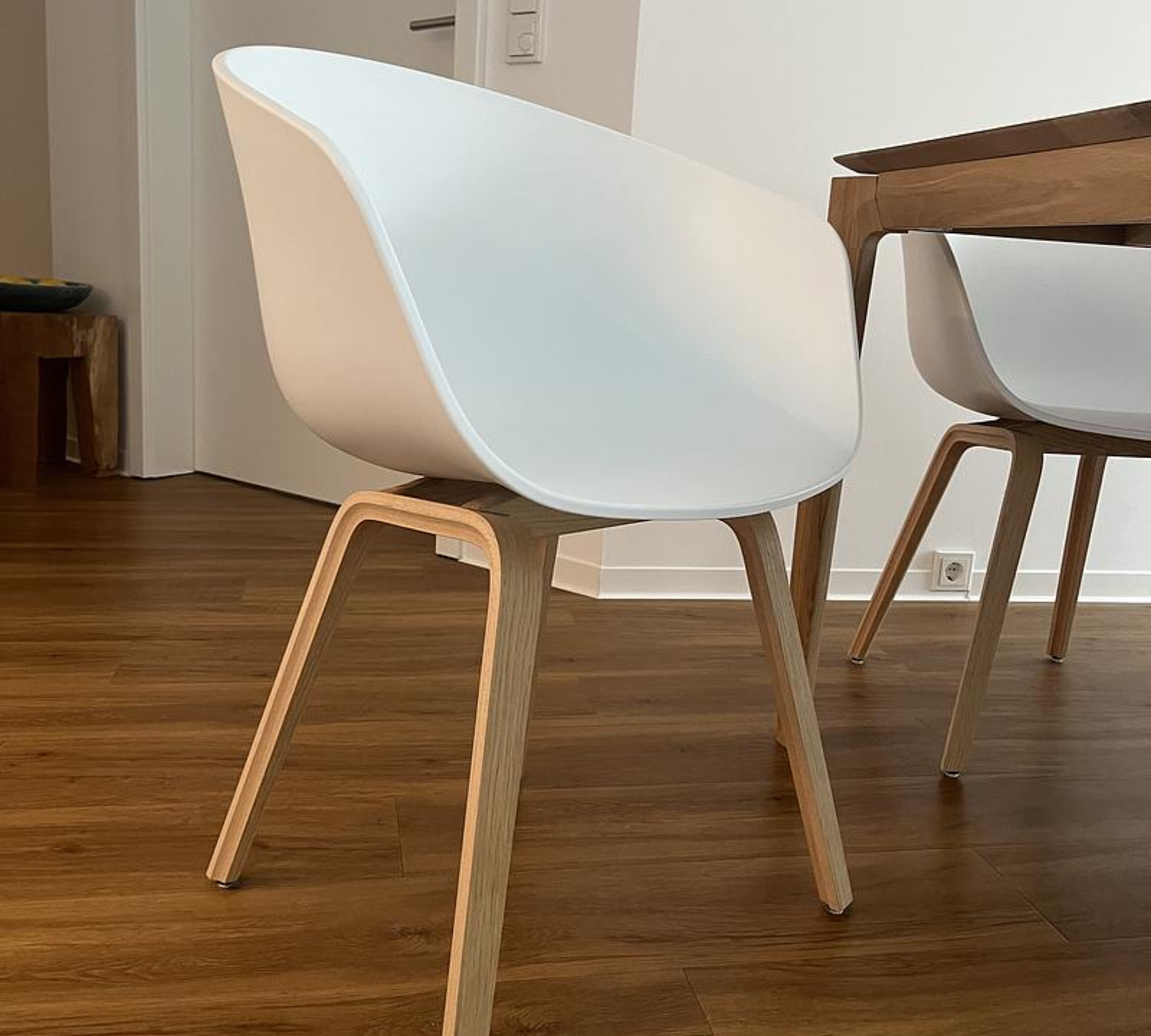 8× HAY About A Stuhl-Set Weiß Eiche 1