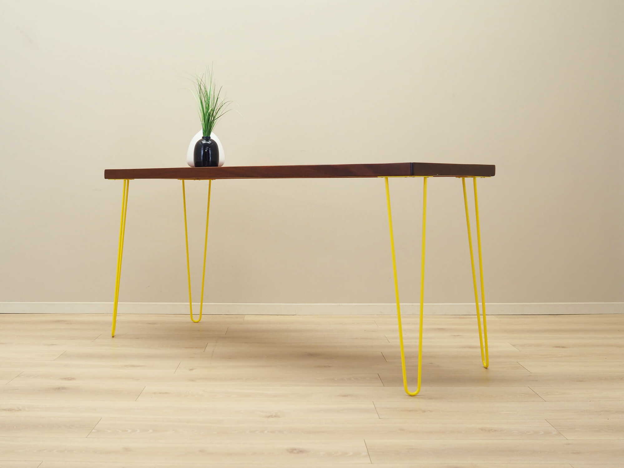 Scrivania in legno multicolore anni '70 2