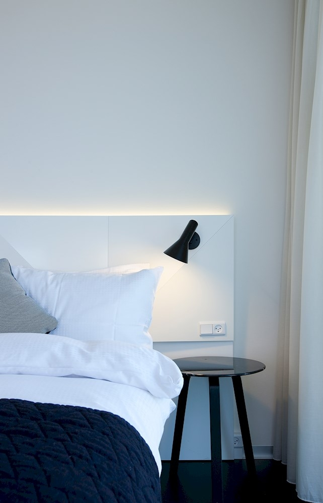 AJ Wandleuchte Blau 4