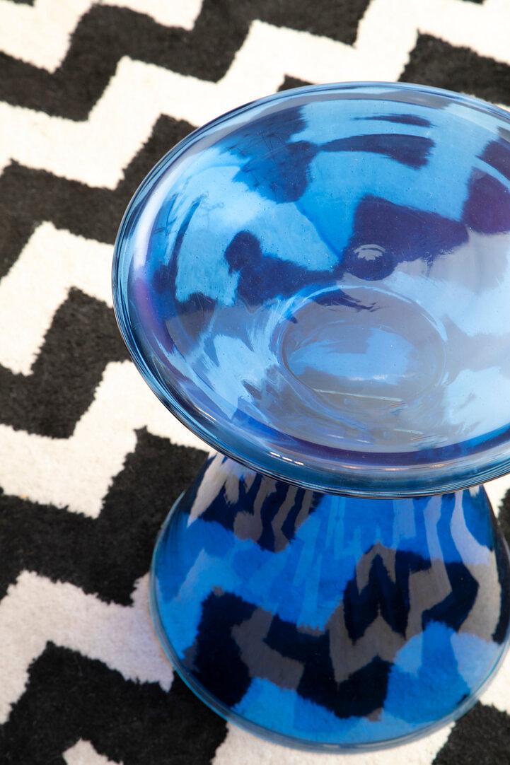 Margot Schwarzes Glas und Kupfer Beistelltisch
 5