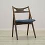 Set of 4 chairs made of oak 1960s Designer: Hans J. Wegner 2