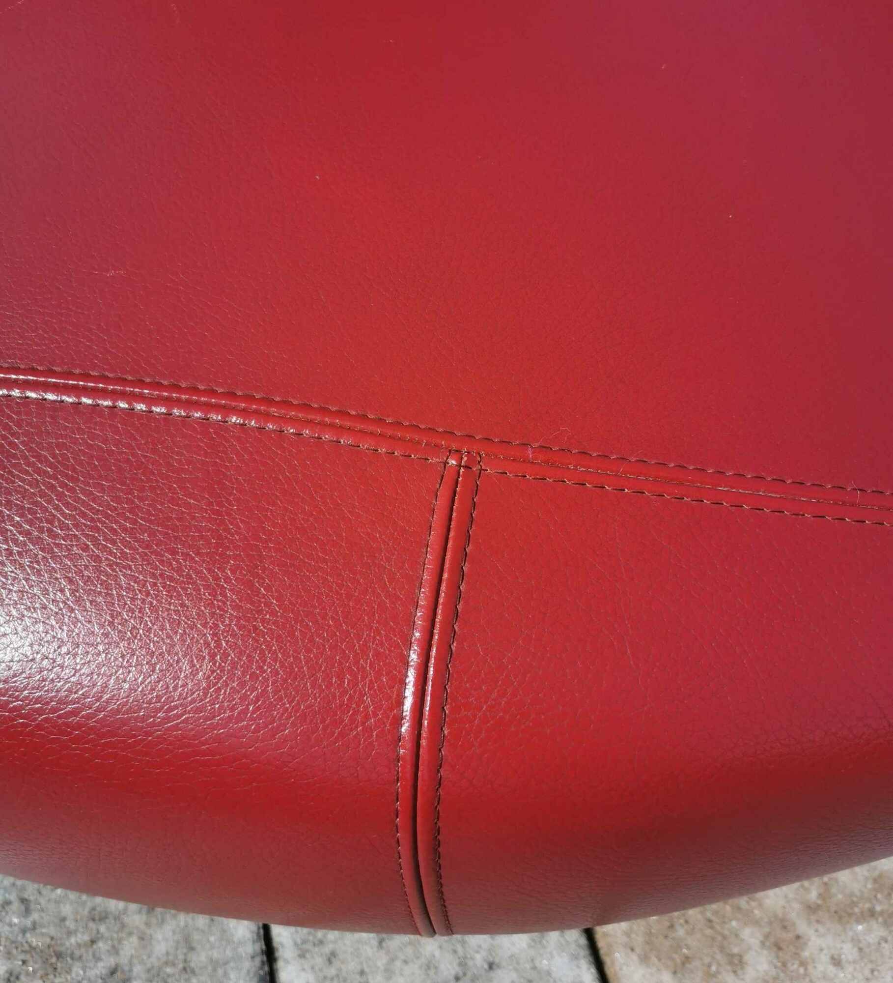 Sofa Pupilla mit Longchair aus pigmentiertem Leder Rot 9