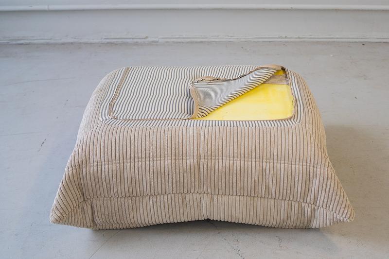 Togo poltrona e pouf set velluto a coste beige 6