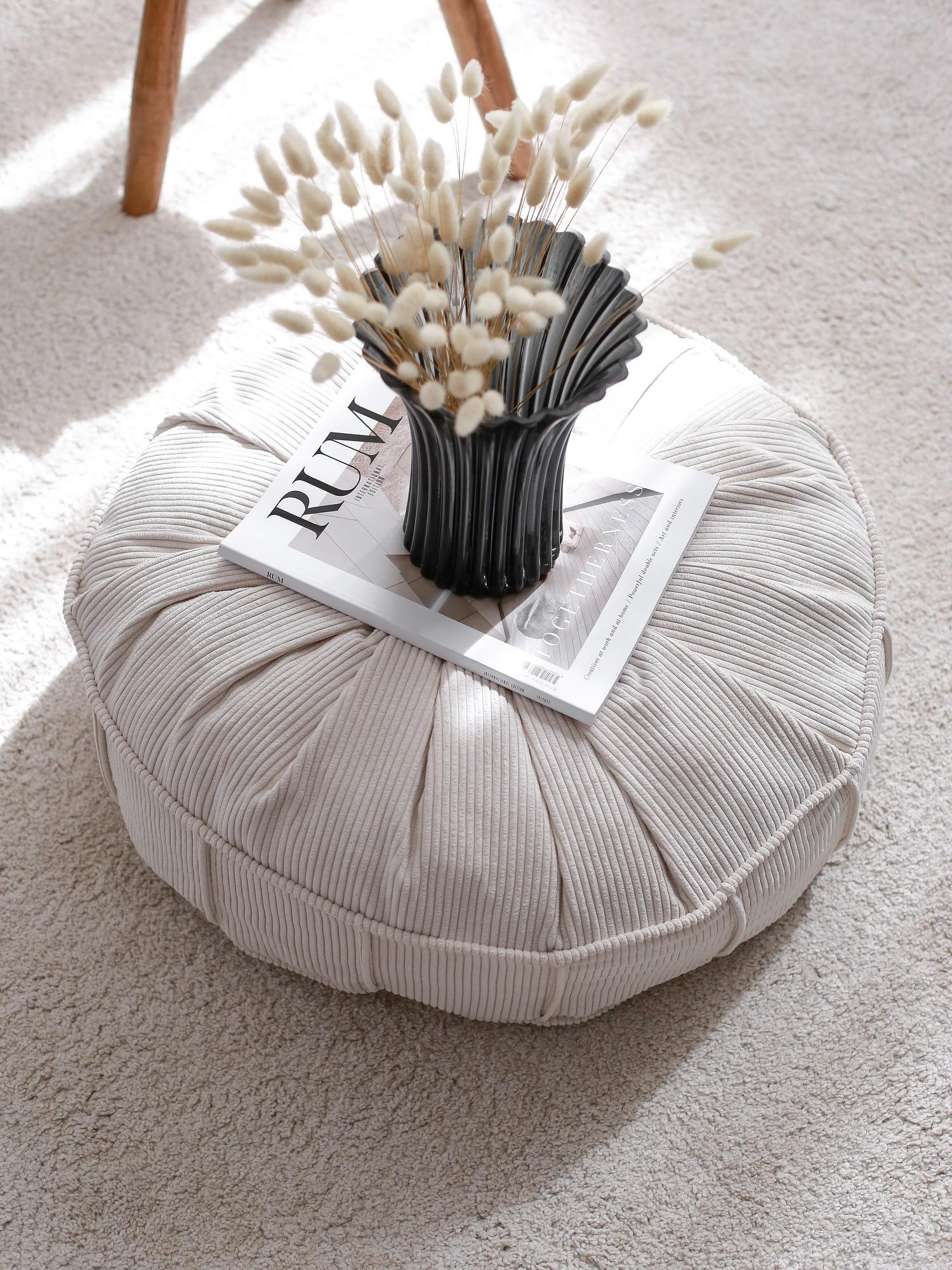 Teddy fabric cushion White 1