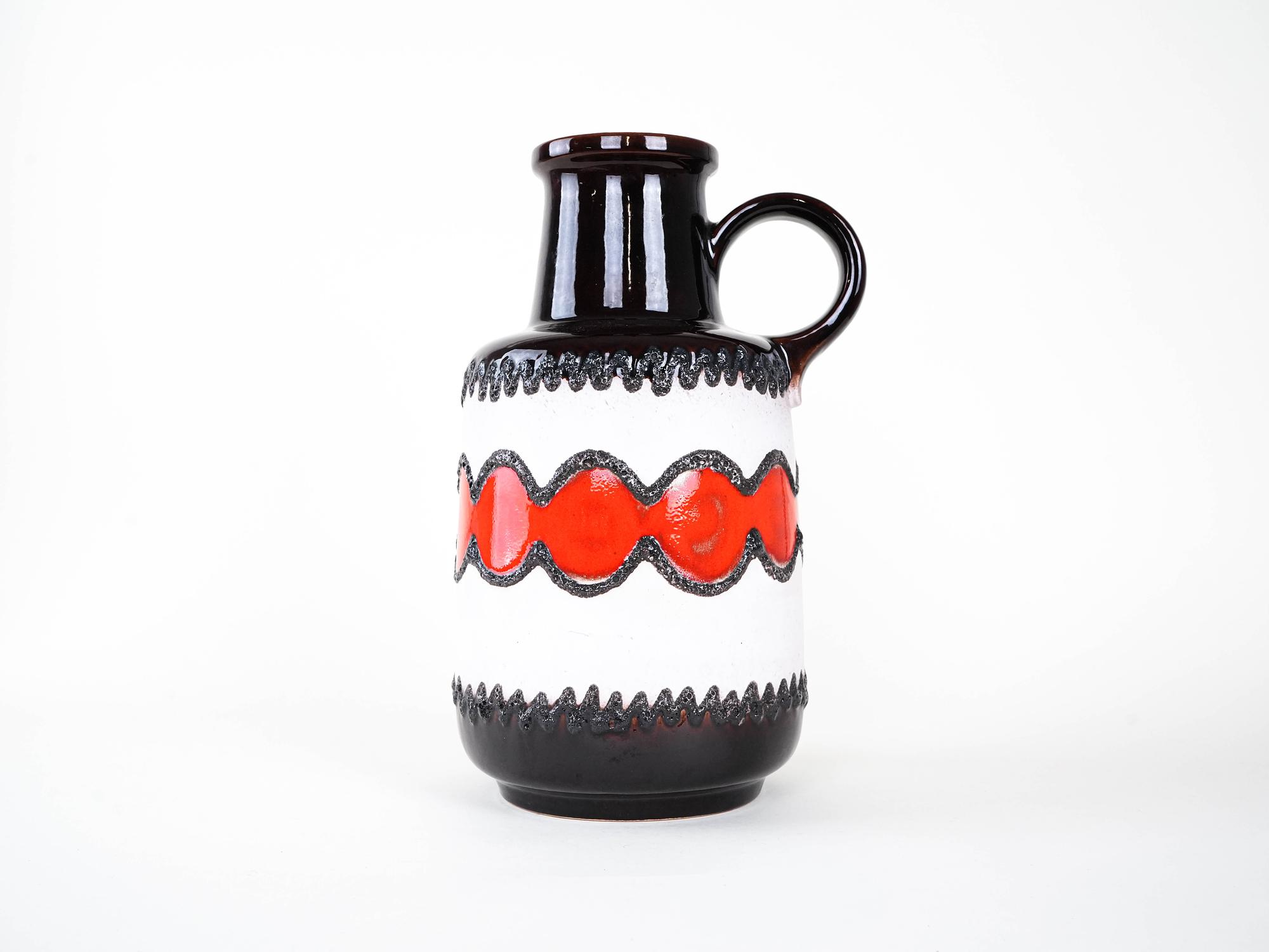 Keramikvase mit Henkel 1960er Jahre 1