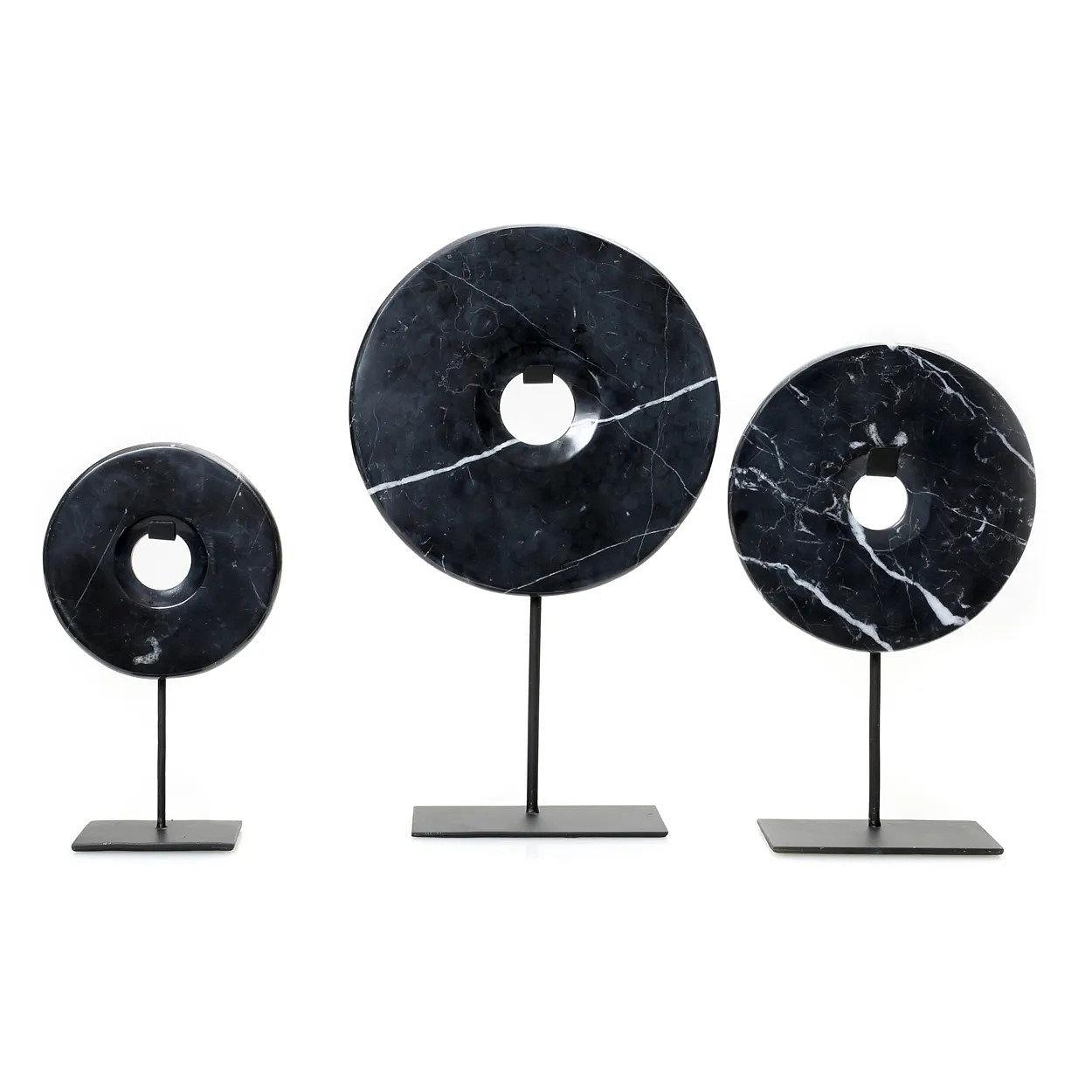 Plate on stand Marble Black 2
