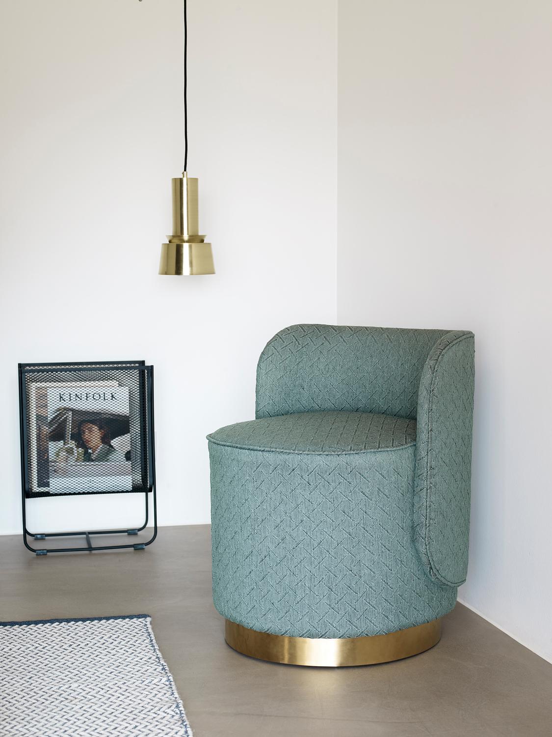 Mono lampada a sospensione color ottone 2