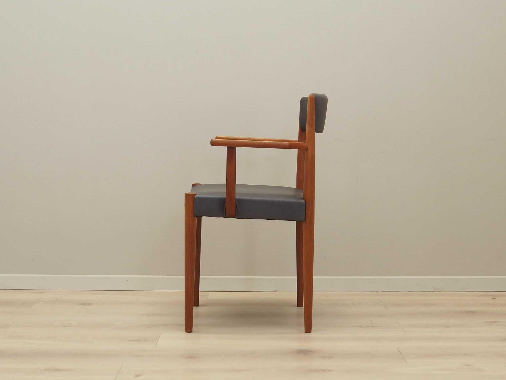 Vintage Stuhl Teakholz Leder Grau 1970er Jahre  3