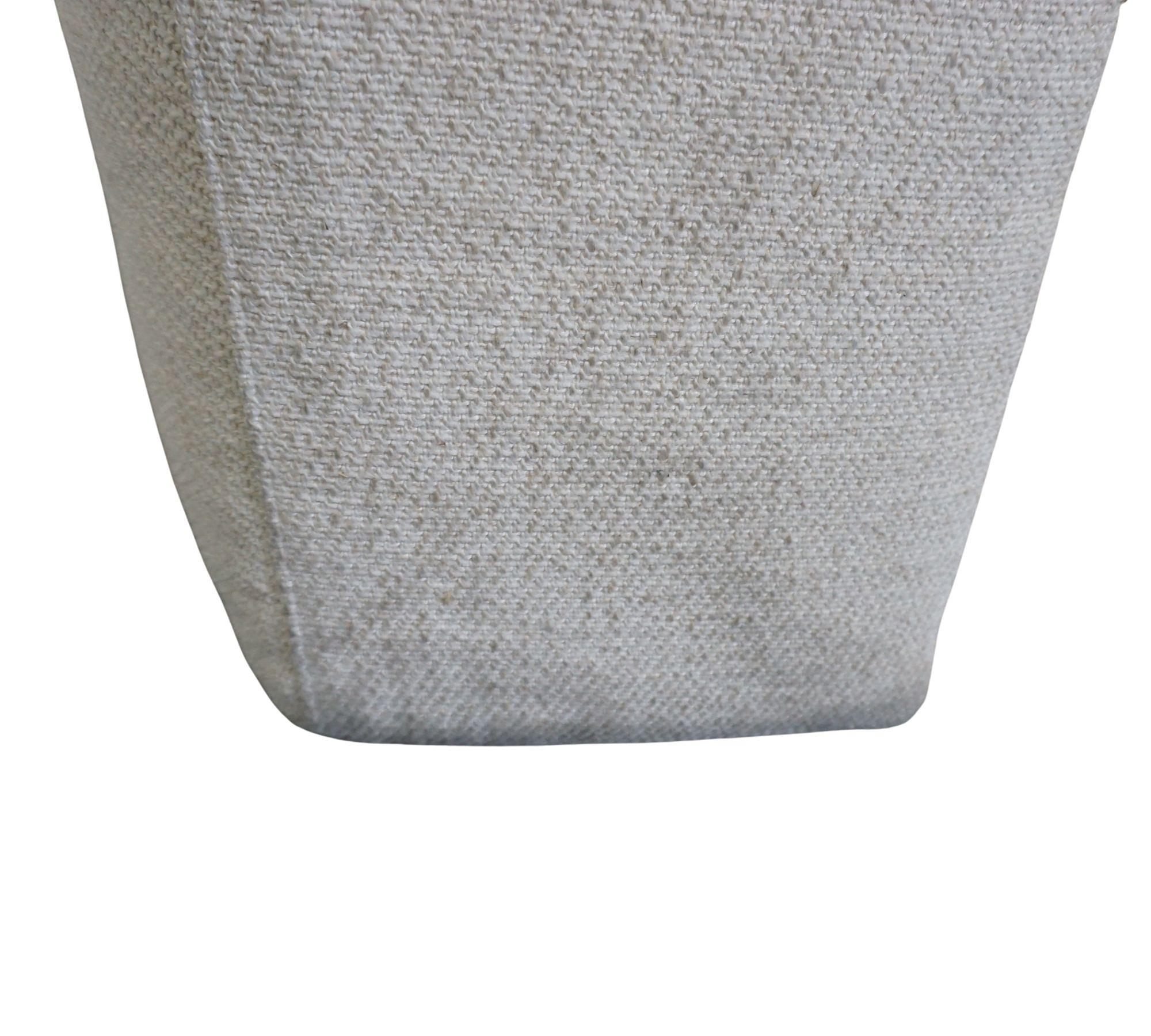 Aya Hocker Moonlight Sand 9