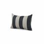 Luna Kissen Straight Latte Black 40 x 60 cm 2