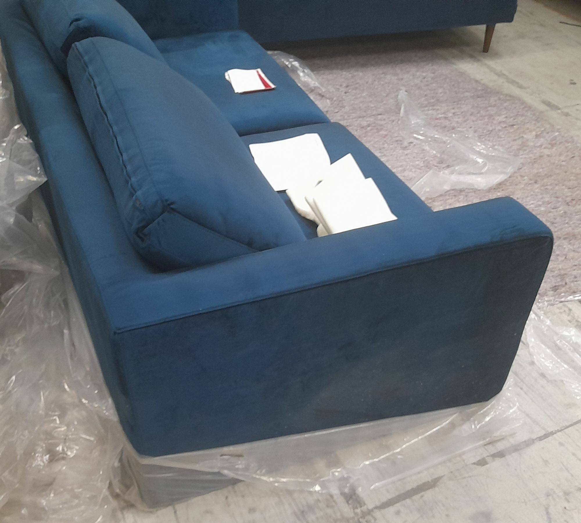 Dylan Sofa 3-Sitzer Velour Lux Petro 8