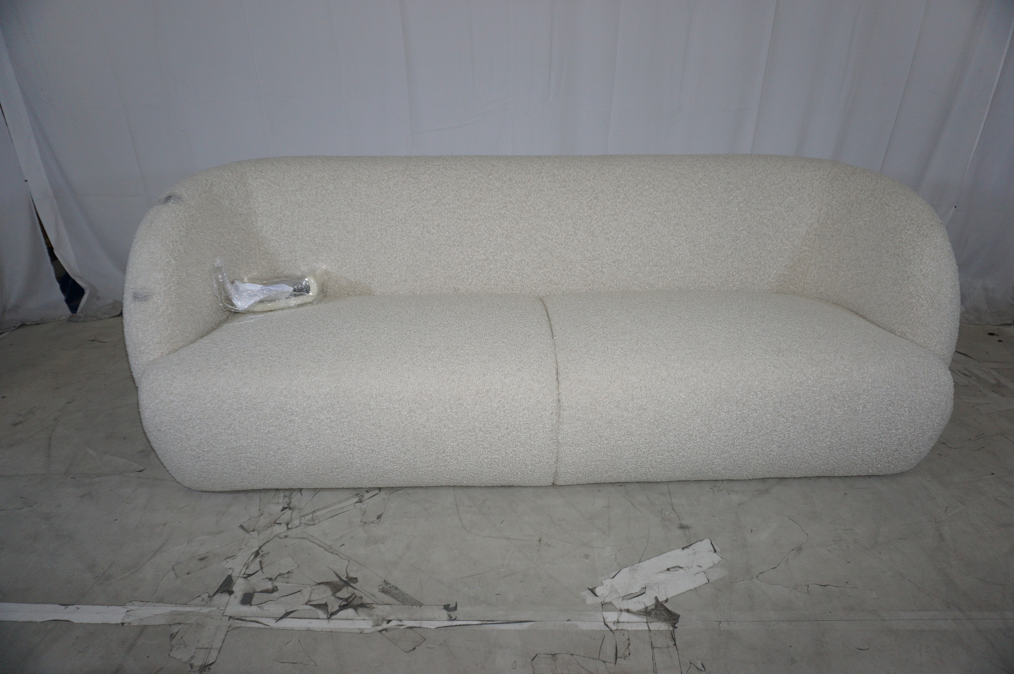 Design-Award-Winning Paula Sofa 3-Sitzer Maya Cream 8