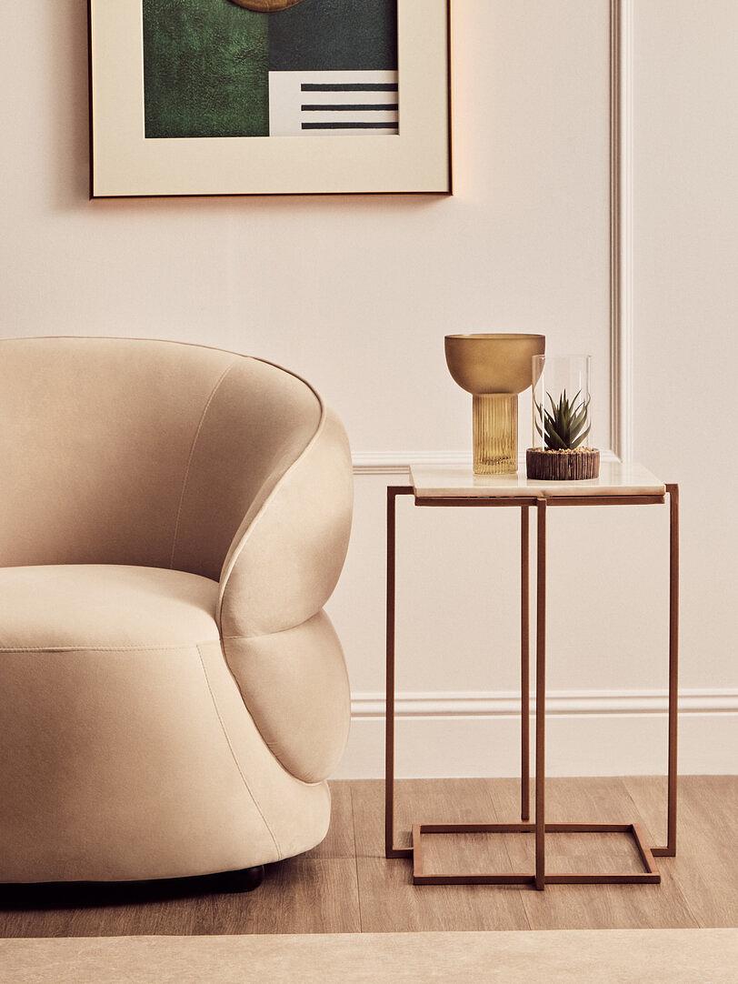 Shalimar Side Table Metal Stone Gold White 4