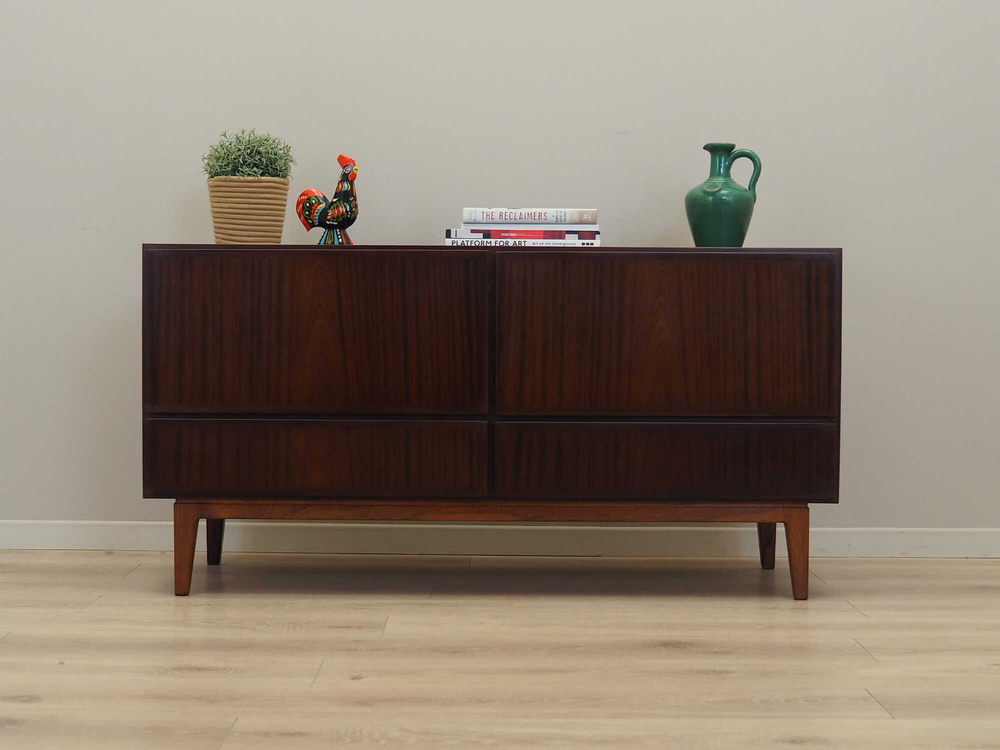 Vintage dresser mahogany brown 1970s 2