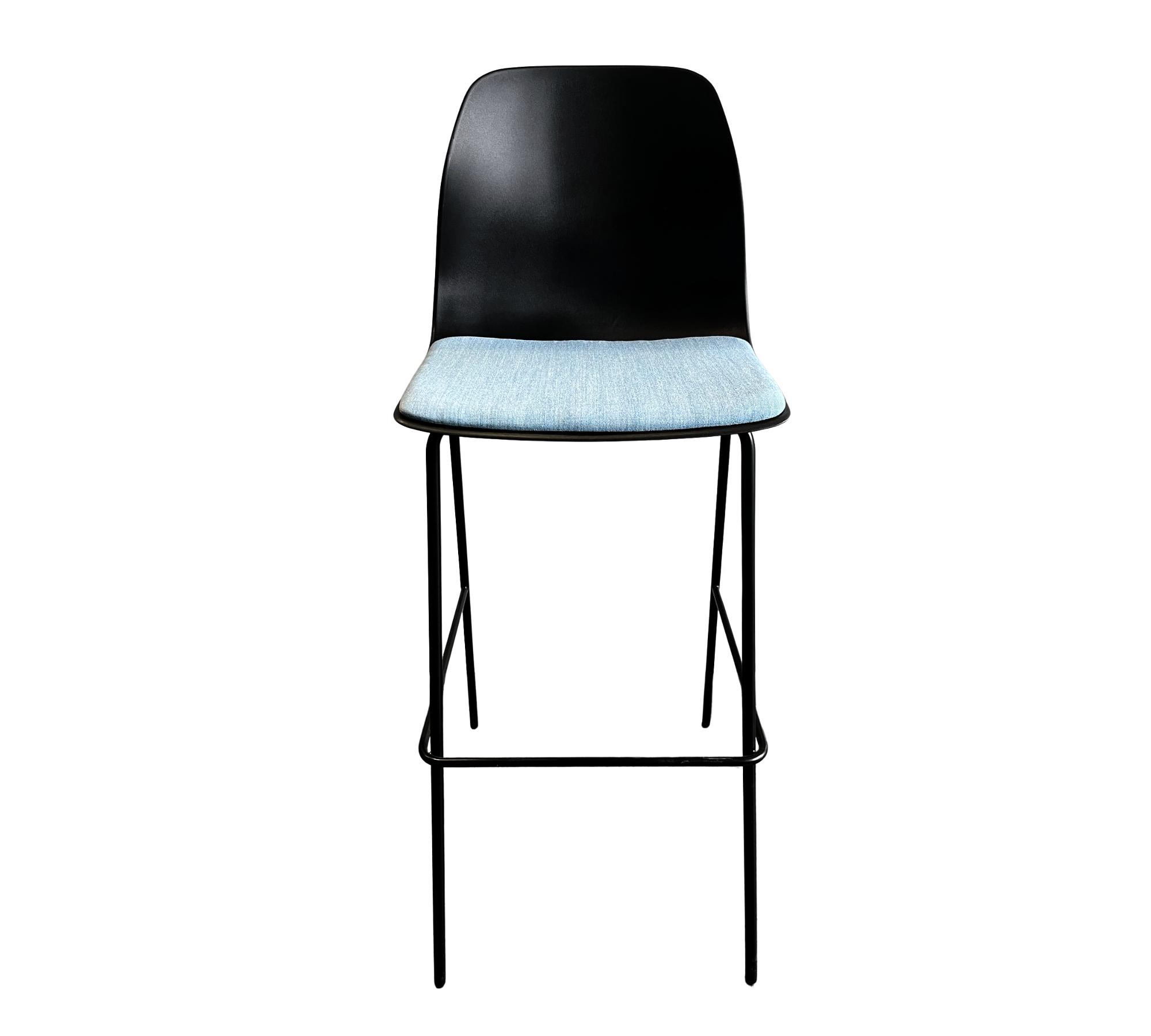 Pelican Bar Stool Black 2