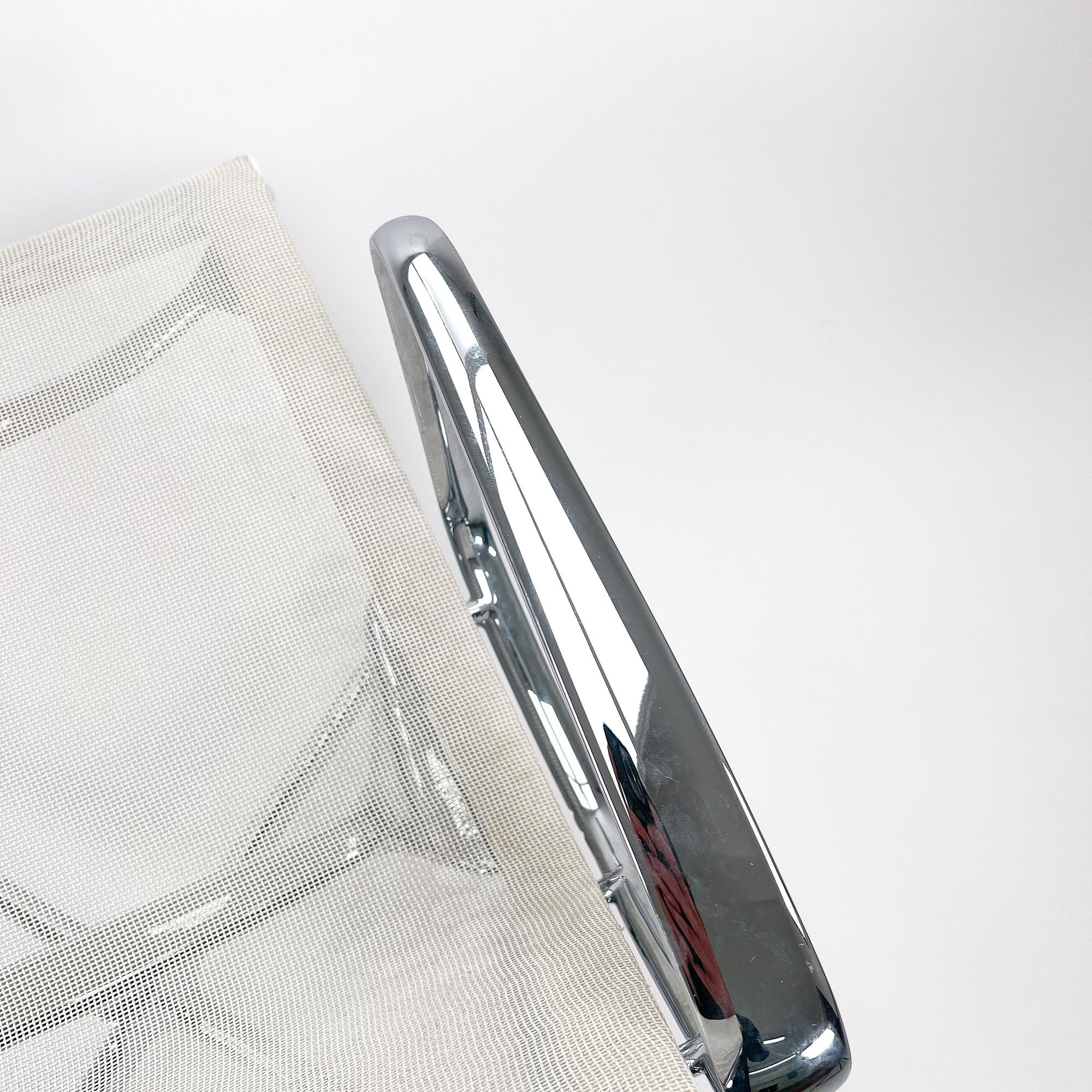 EA116 Office chair Chrome Mesh White 6