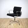 Vitra Eames EA208 Soft Pad Chair Cozy Black 0