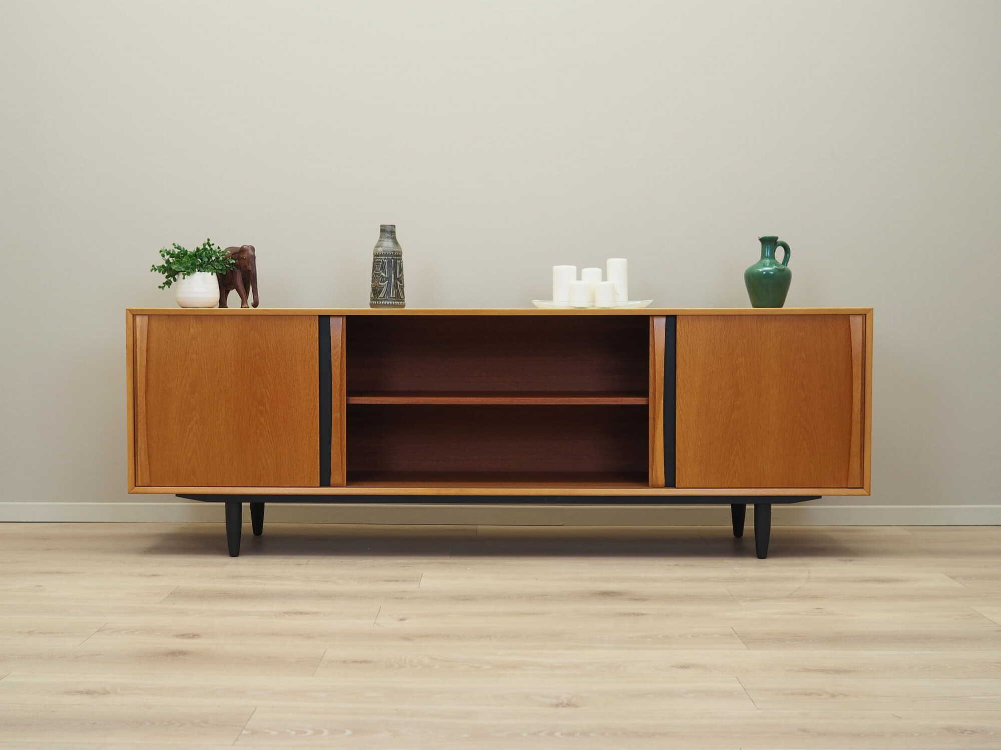 Vintage Sideboard Eschenholz Braun 1970er Jahre 2