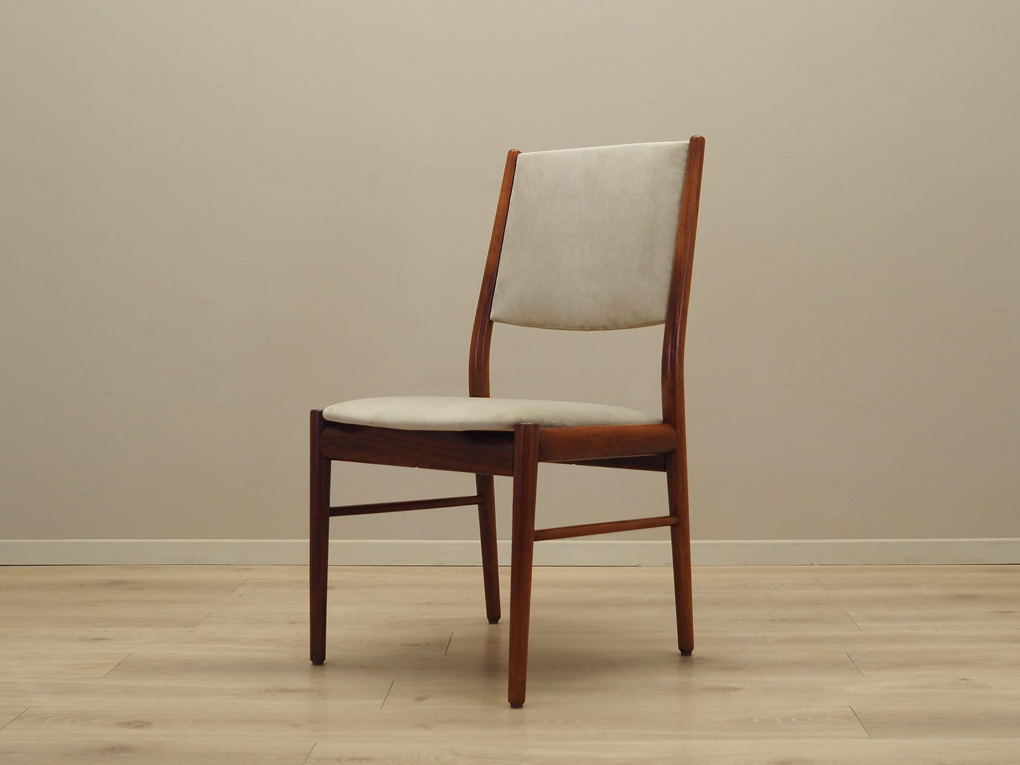 Set of six Mahogany chairs 1970s 10