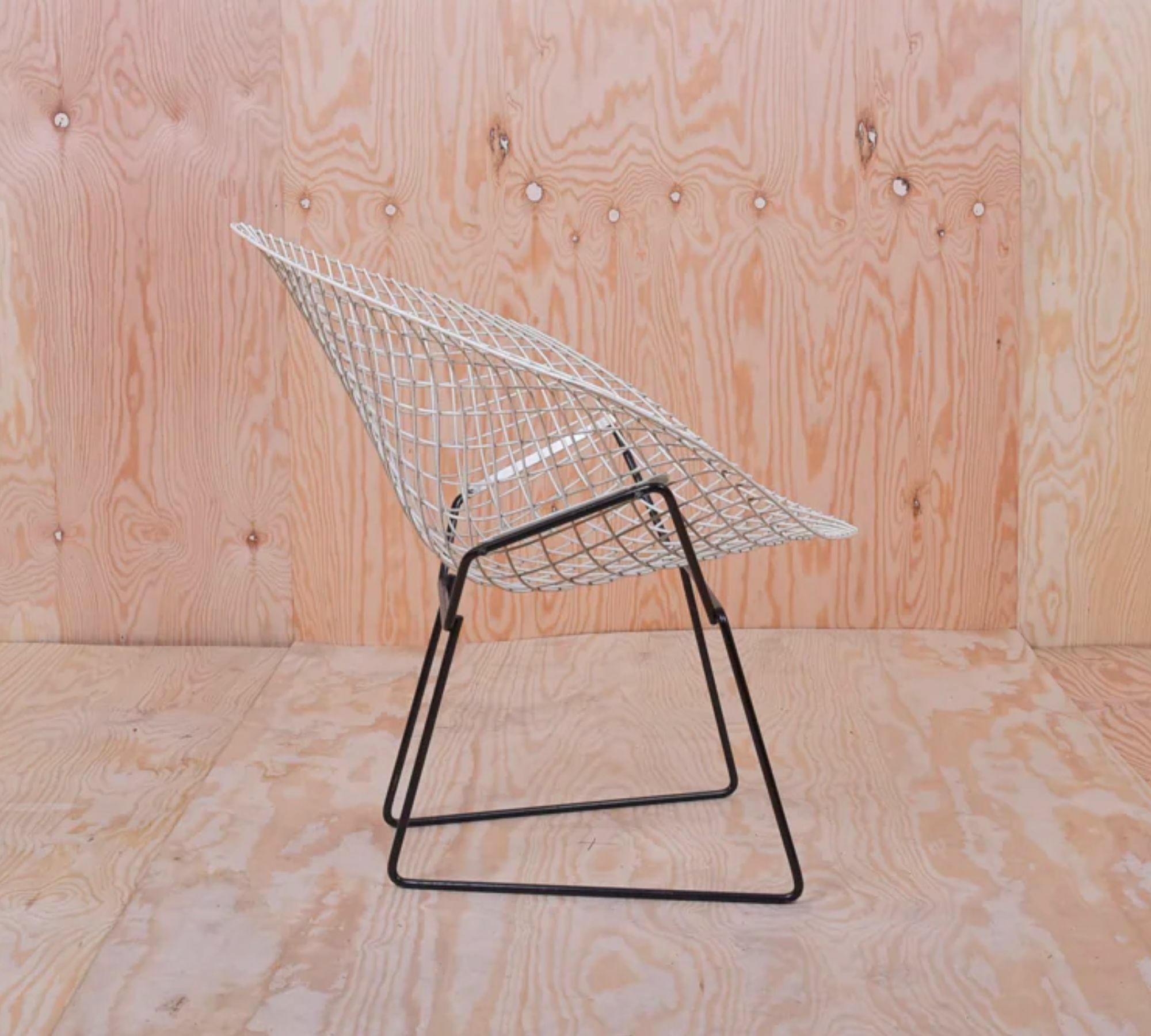 Bertoia Diamond Chair Stahl Weiß 5
