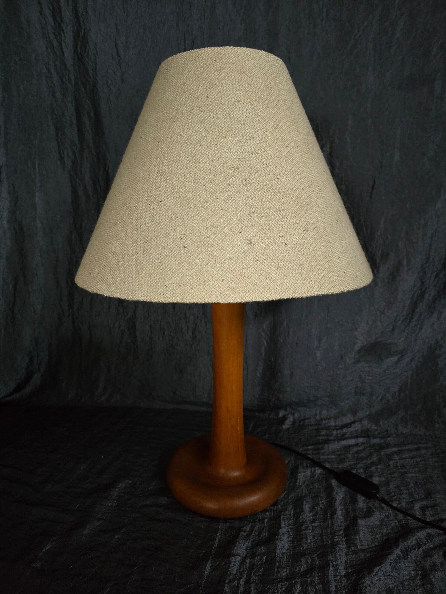 Vintage Teakholz Tischlampe Dyrlund Dänemark 4