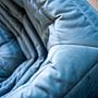 Togo Ecksofa Samt Azurblau 3
