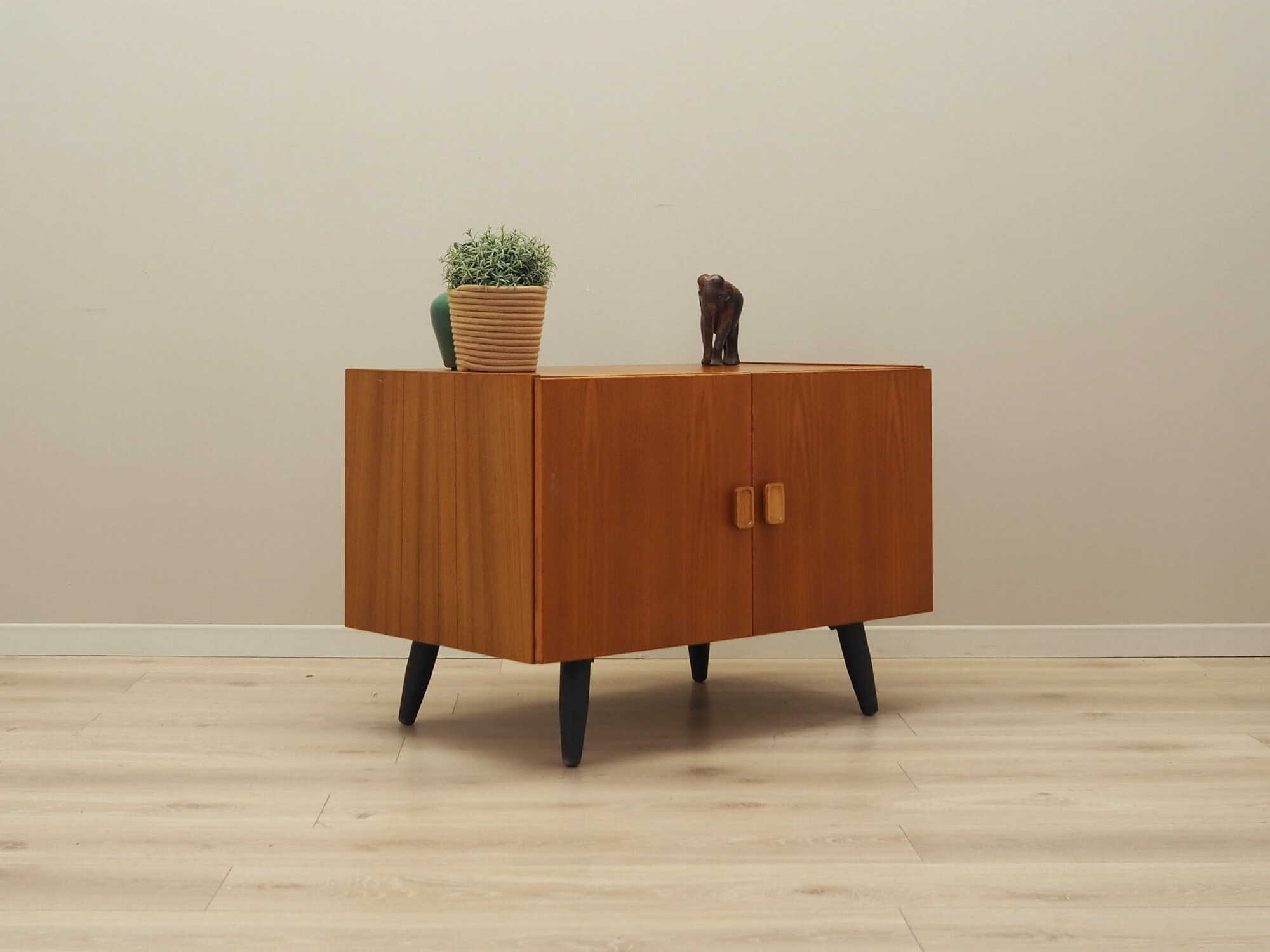 Vintage Schrank Teakholz Braun 1960er Jahre 4