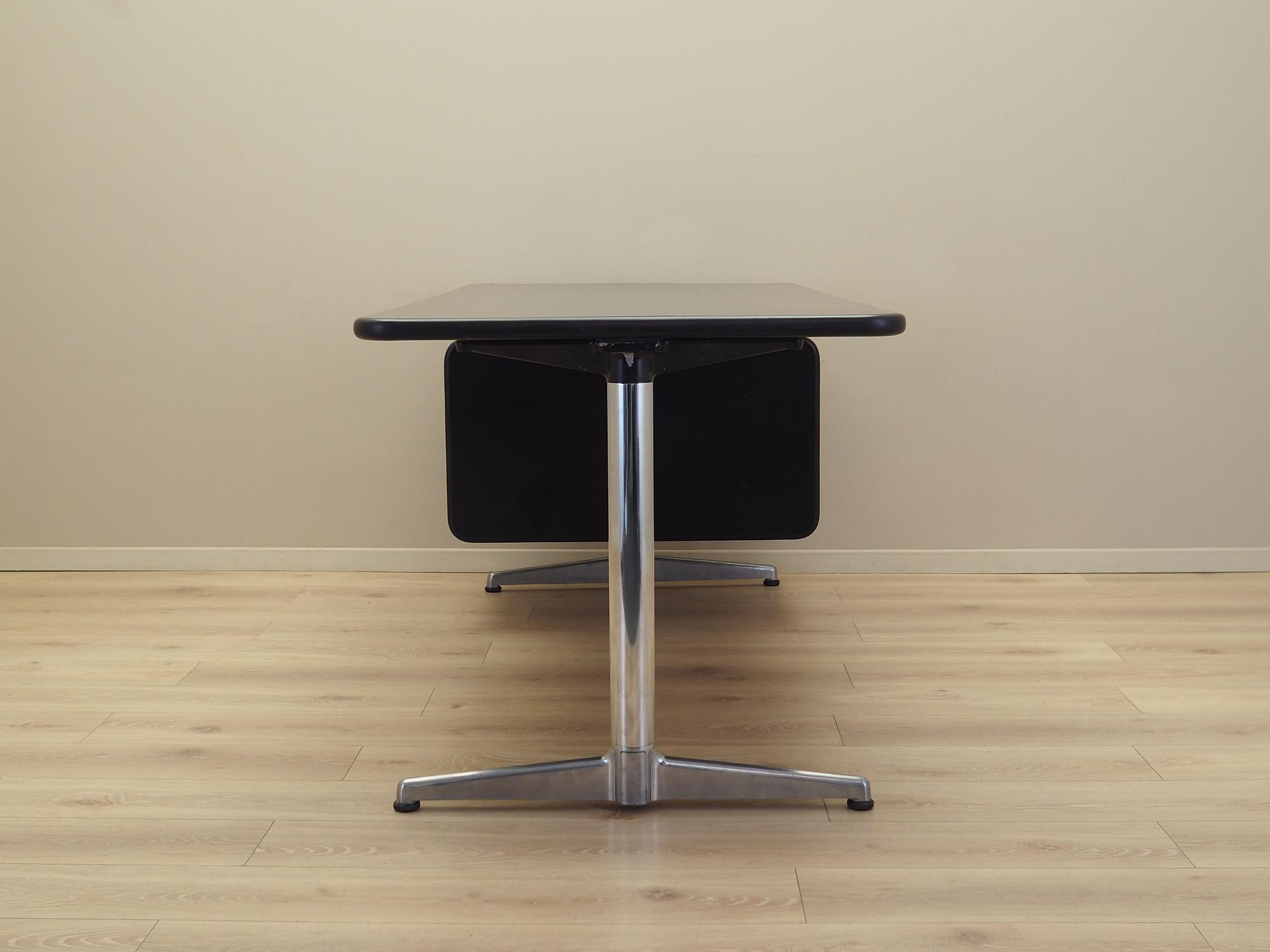Schreibtisch Metall Laminat 1970er Jahre 7