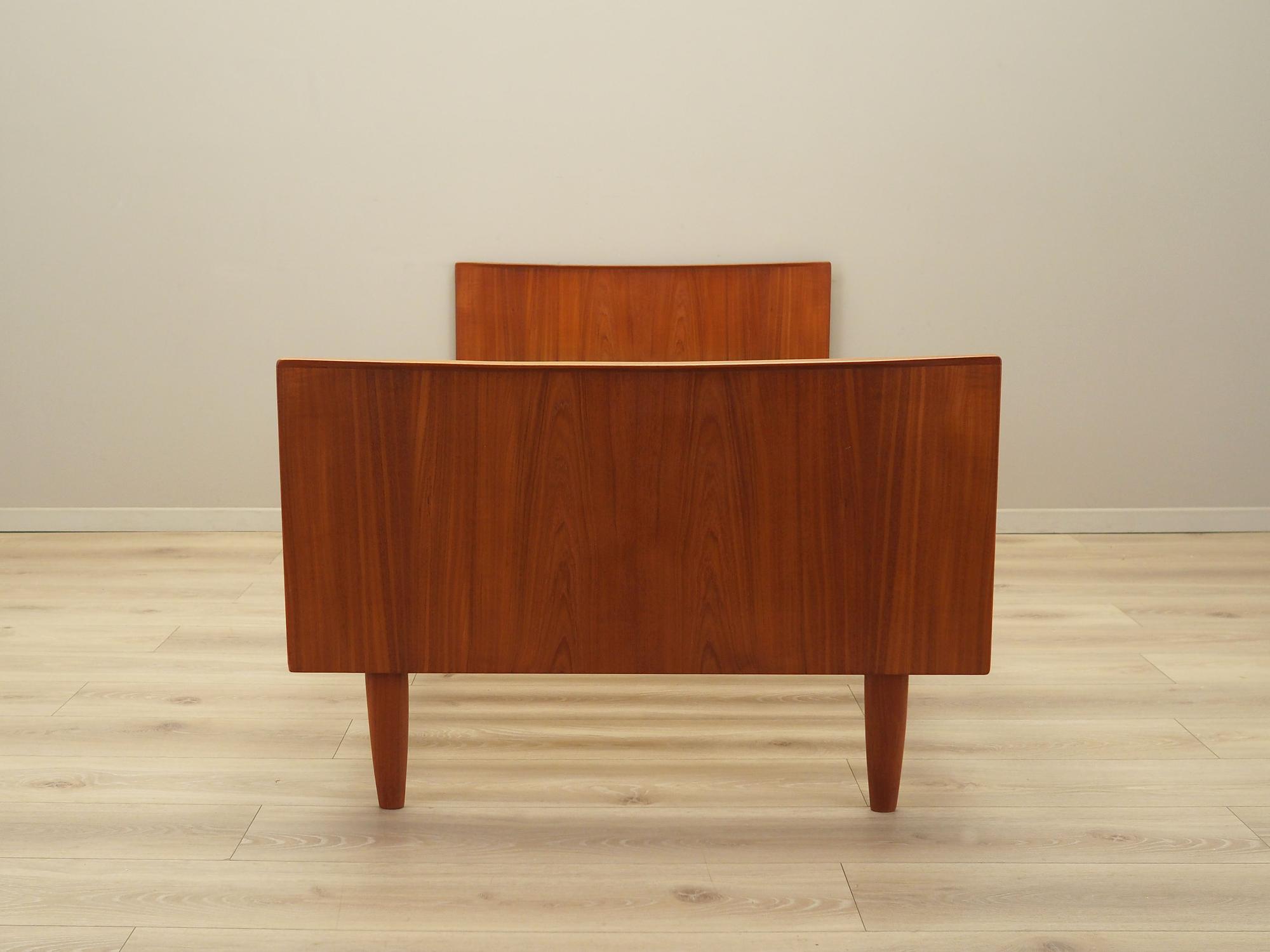 Bett Teakholz 1970er Jahre 2