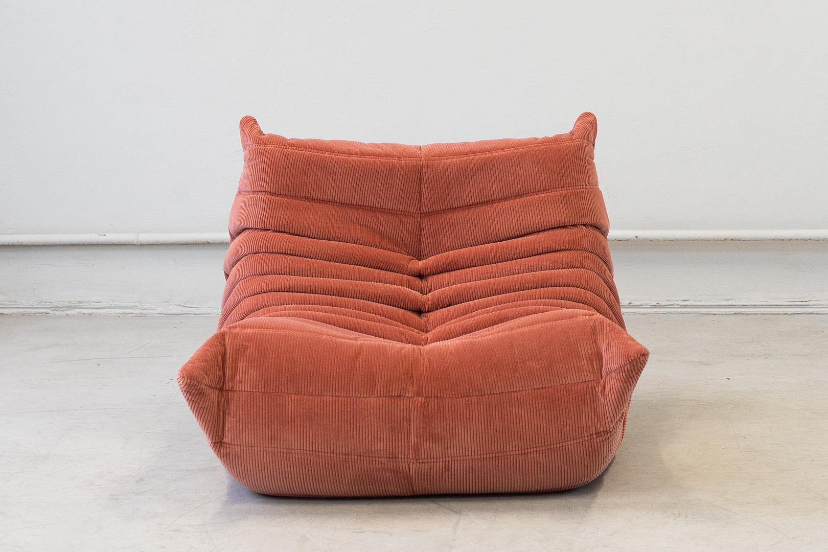 Togo armchair and ottoman set Cord Coral 1