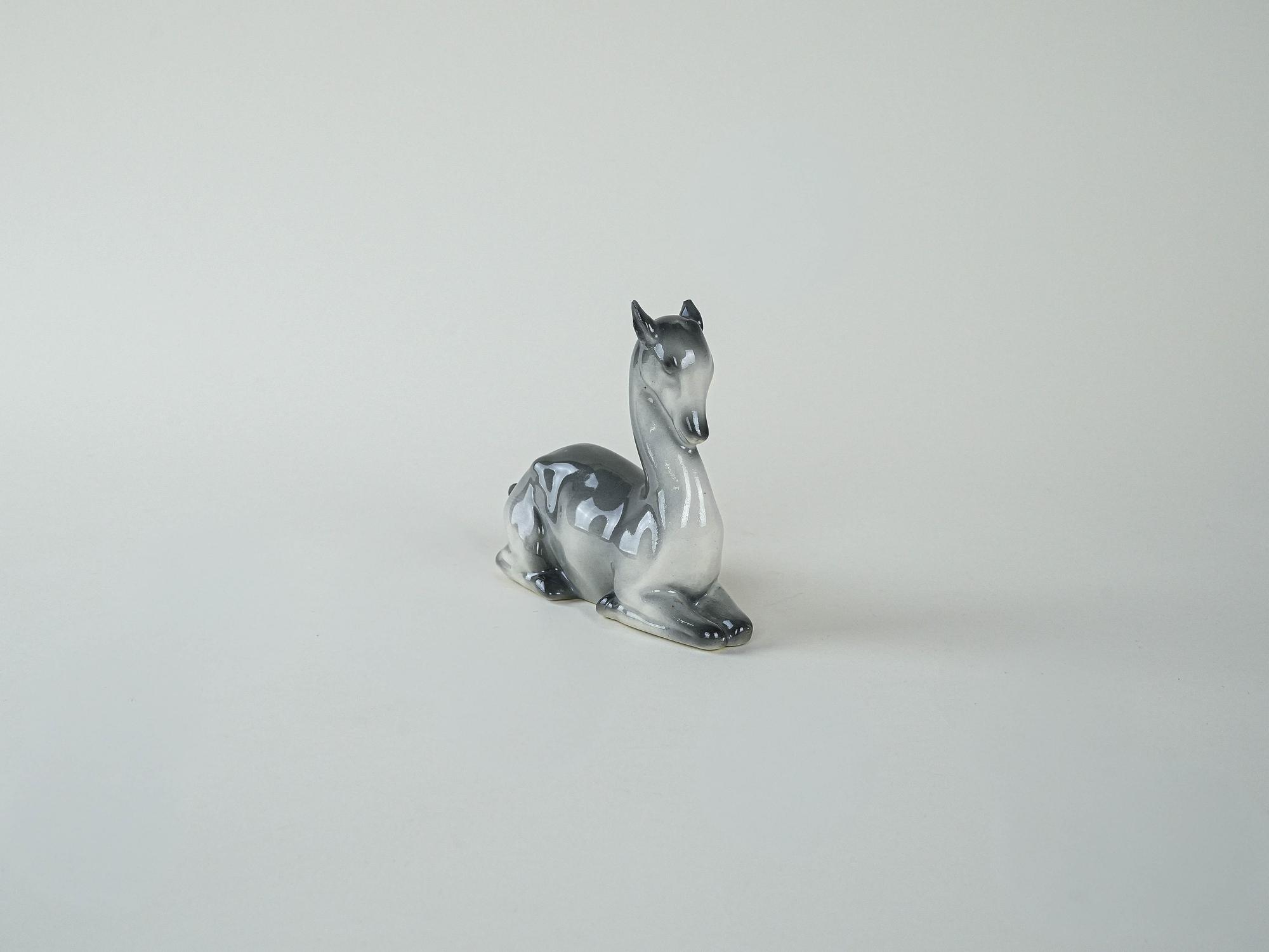Ceramic fawn figure Grey 1970s 3