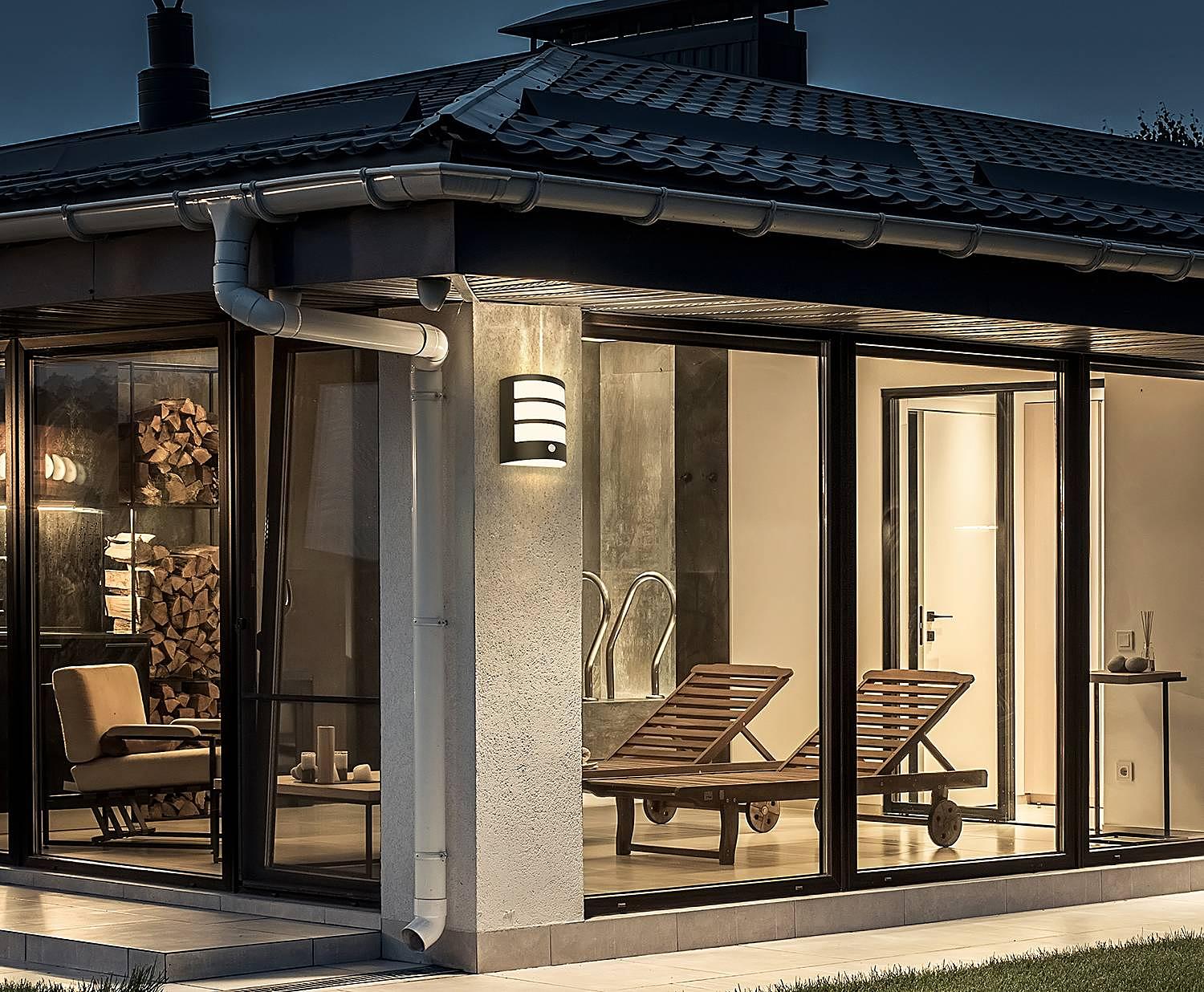 LED Wall Light Skot Black 4