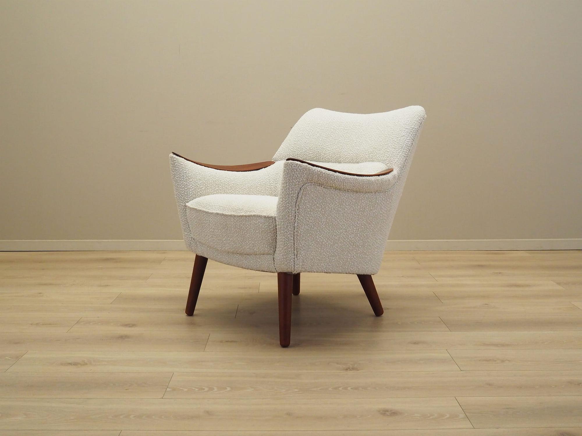 Set da soggiorno beige anni '70 14