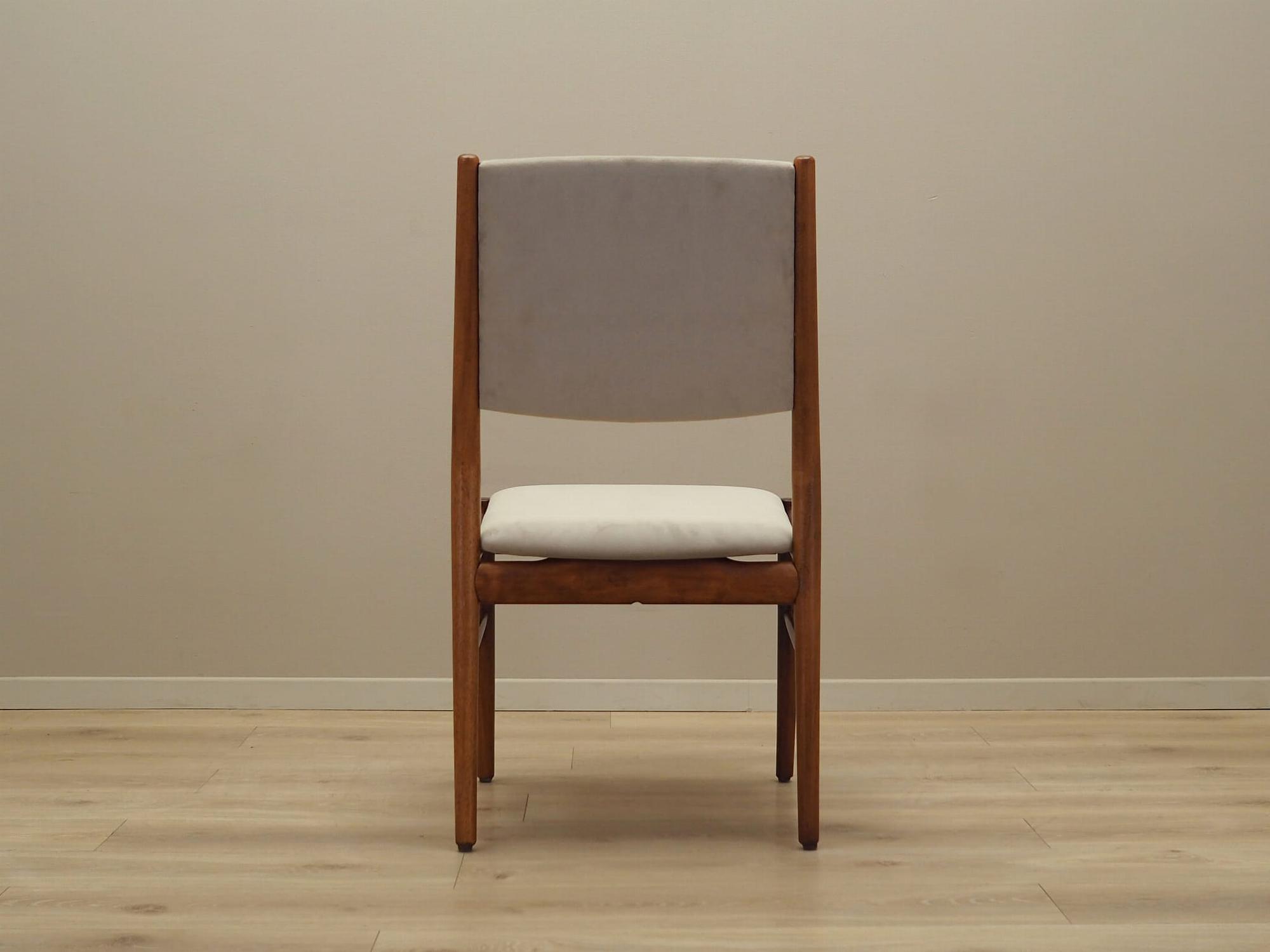 Sechser-Set Mahogany Stühle 1970 Jahre 12