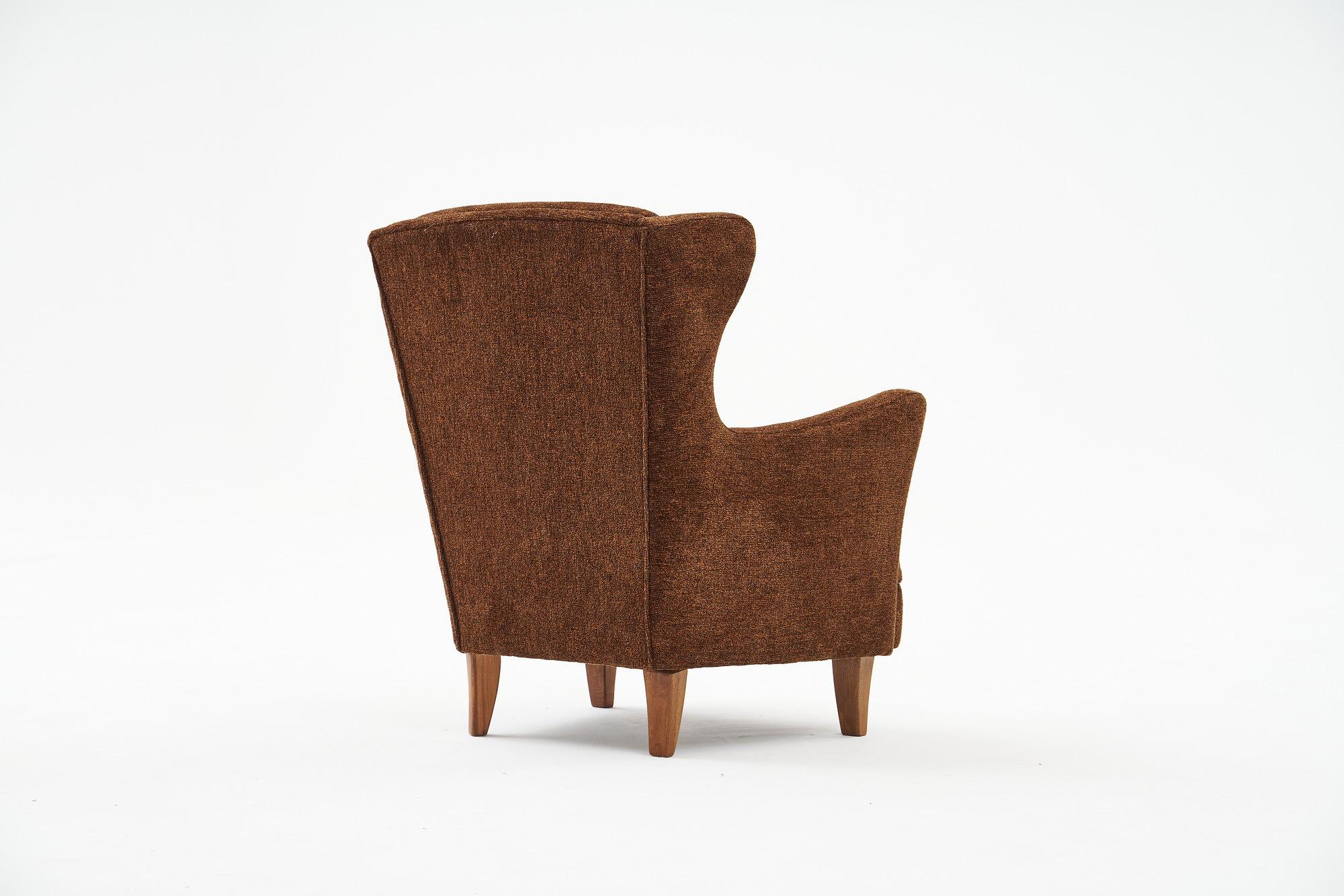Lola Prestij Chair Brown 4