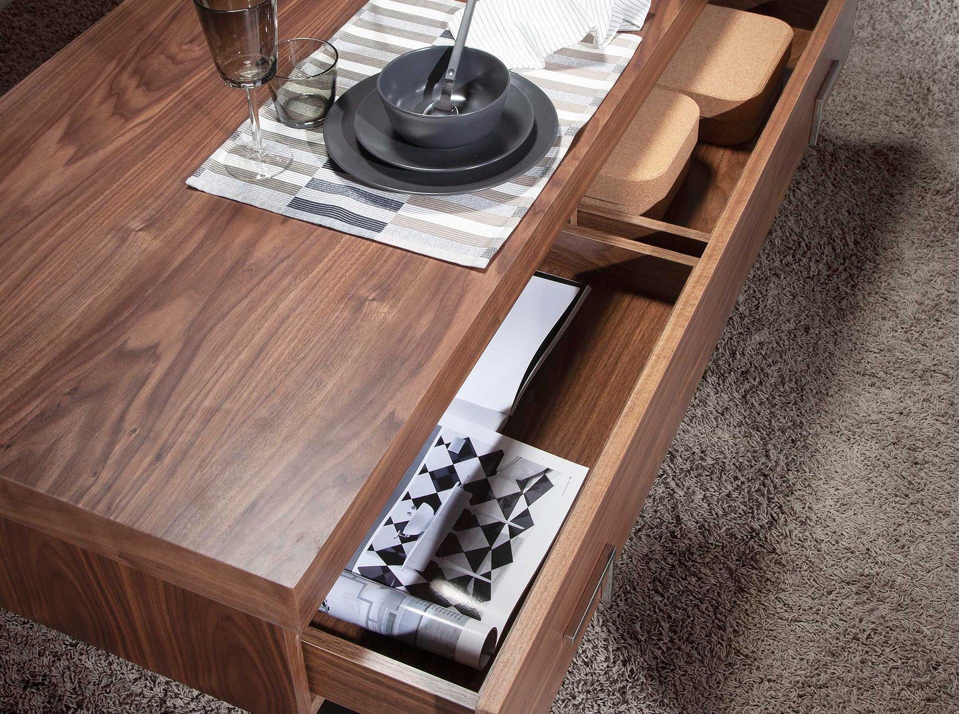 Eckiger Couchtisch Nussbaum Stahl 4