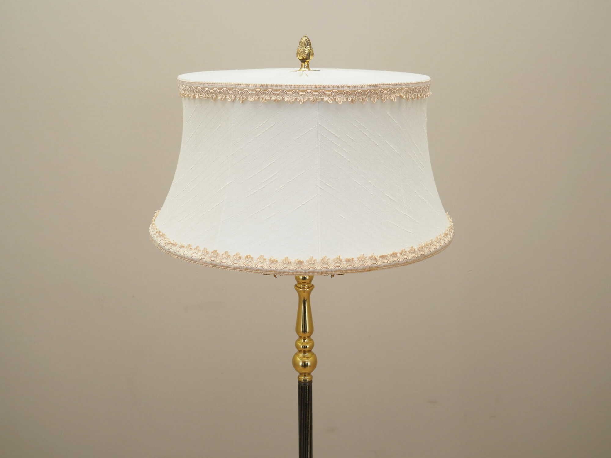 Vintage floor lamp Metal Fabric White 1970s 2