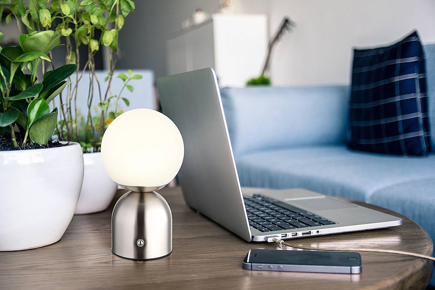 Julsy Typ A LED-Tischleuchte Acrylglas Eisen 1-flammig 2