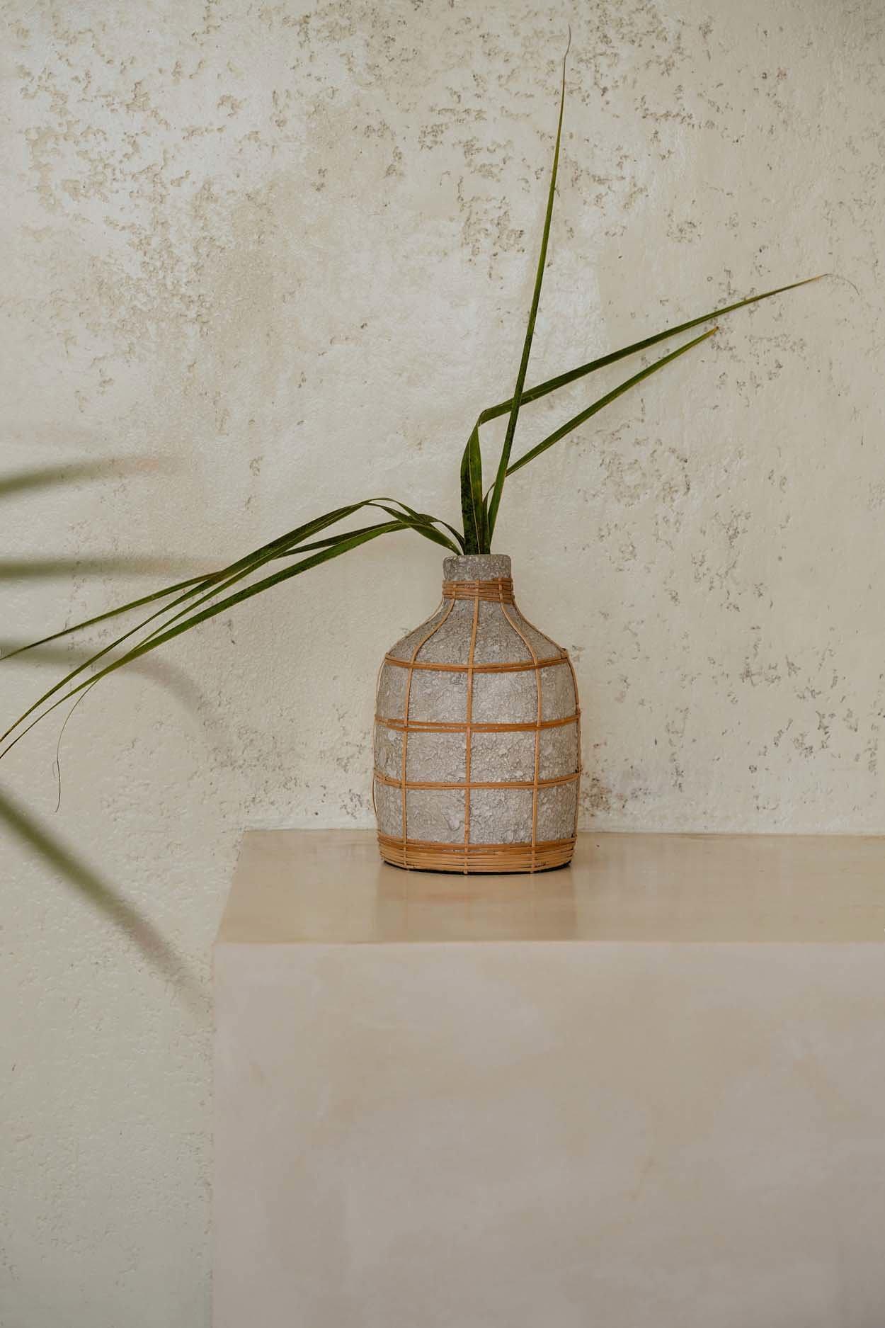 Whoopy Vase Concrete Natural 4