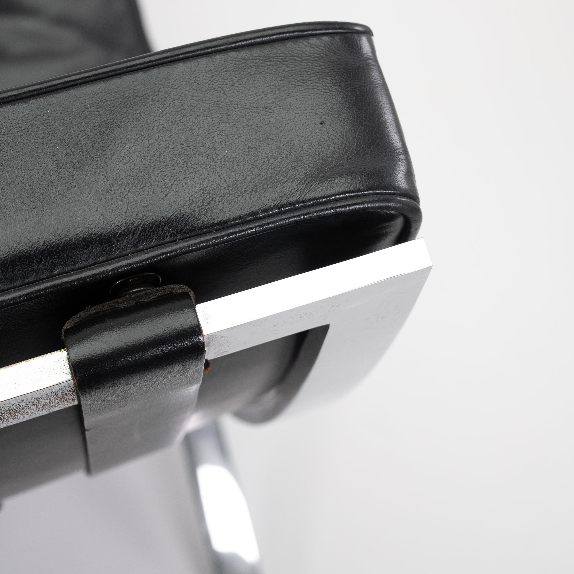 Barcelona Stuhl mit Ottoman Schwarz von Knoll International 2